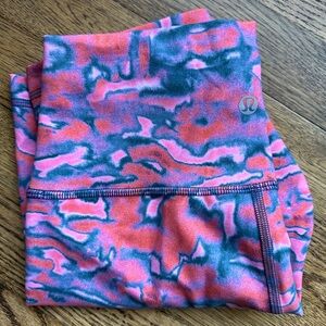 Lululemon Wunder Train High-Rise Short 6” Chroma Clash Multi Pink Size 6